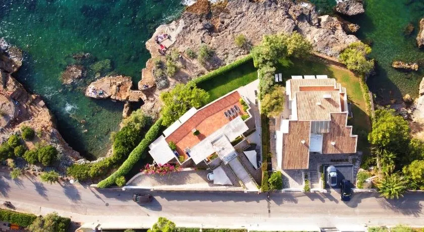 Beachfront penthouse La Victoria - Image 1