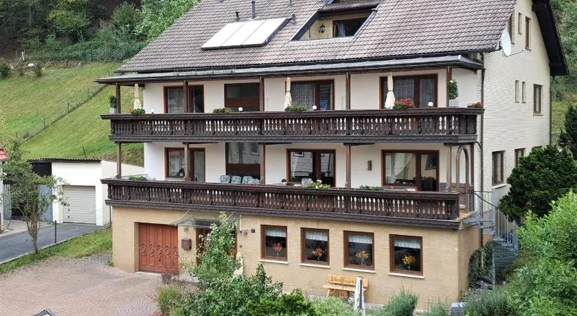 Haus Am Waldesrand - Image 1