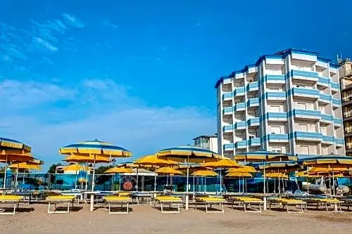 Hotel Asiago Beach - Image 1