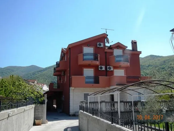 Guest House Villa Zivanovic - Image 1