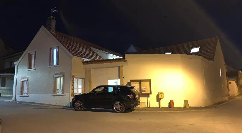 Chez Louis le Tonnelier Sauna et espace détente privés - Image 1