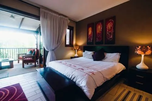 Luxury 3 bedroom Maisonette - Image 1