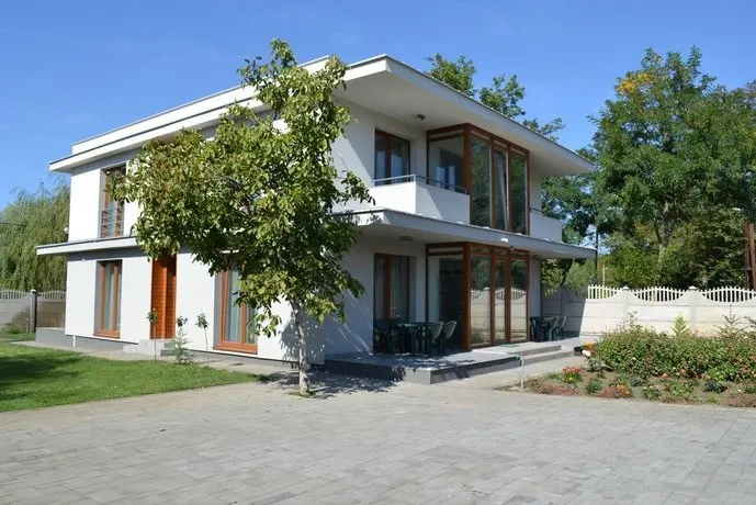 Vaci Vendeghaz - Image 1