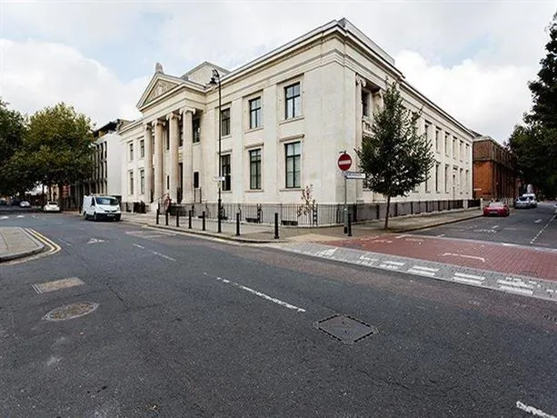 Veeve Modern 2 Bed OpenPlan On Spa Road London Bridge - Image 1