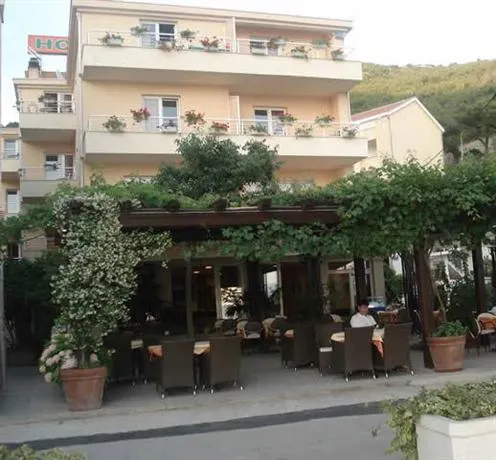 Hotel Hani - Image 1