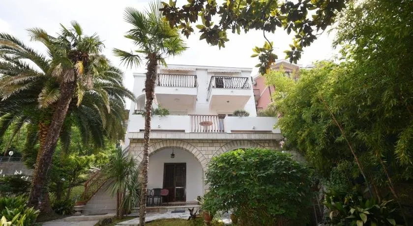 Apartment Knezevic Herceg Novi - Image 1