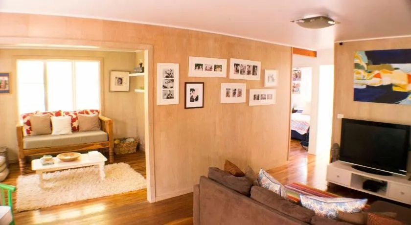 The Island Retreat - Image 1