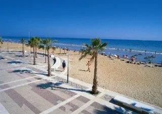 Hotel Blue Sea Lepemar Playa - Image 1