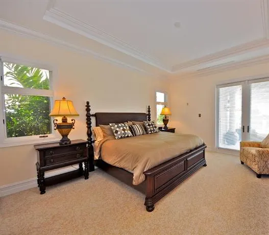Starmark Luxury Vacation Homes Ft Lauderdale - Image 1