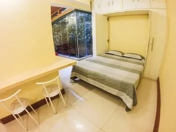 Homestay - Homestay - Room in Leblon - Image 1