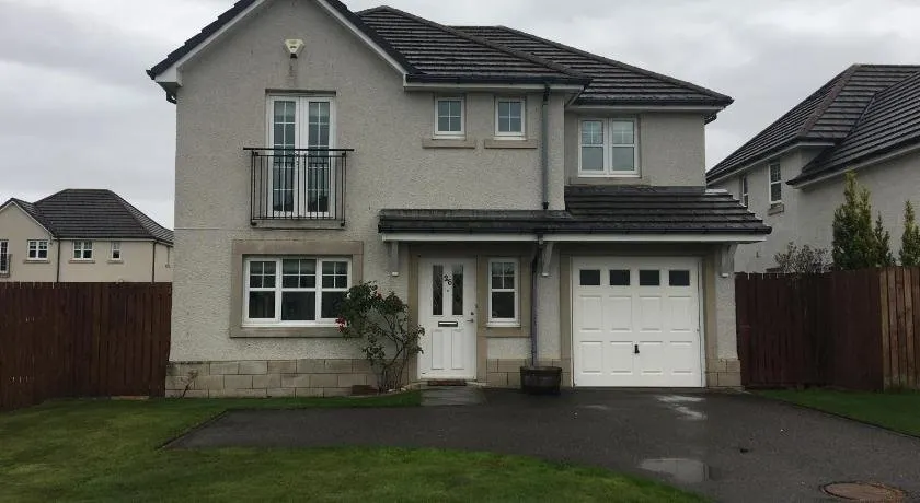 26 Woodgrove Drive - Image 1