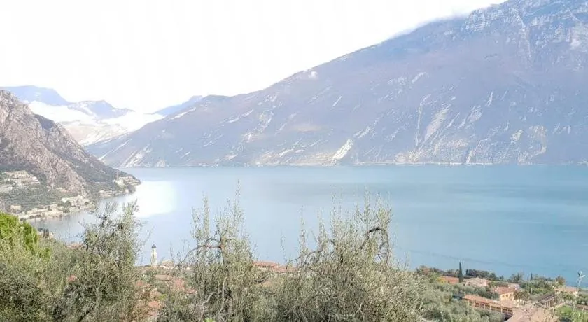 Mont&Lac - Image 1