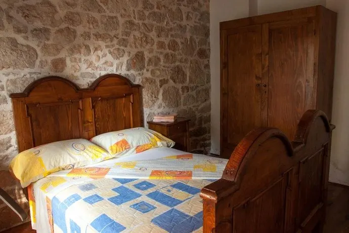 Apartmani Jelena - Image 1