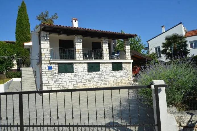 Casa Borik 1 - Image 1