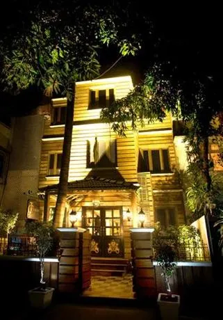 1 Br Boutique Stay In Santacruz West Mumbai B0f2 By Guesthouser - Image 1