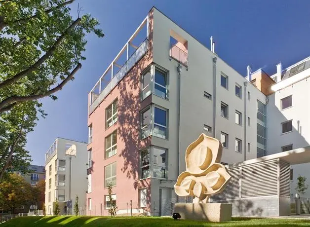 IG Serviced Apartments - OrchideenPark - Image 1