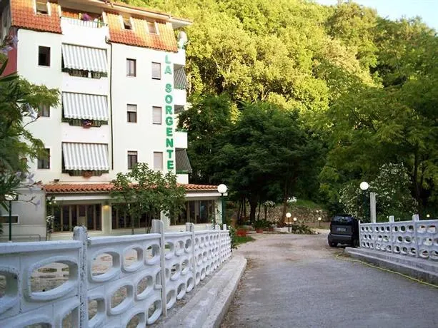Hotel La Sorgente - Image 1