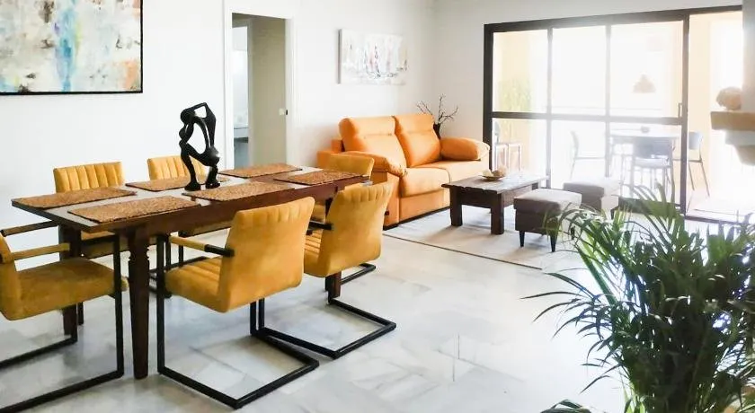 HomelyStay- Marbella, Puerto Banus - Image 1