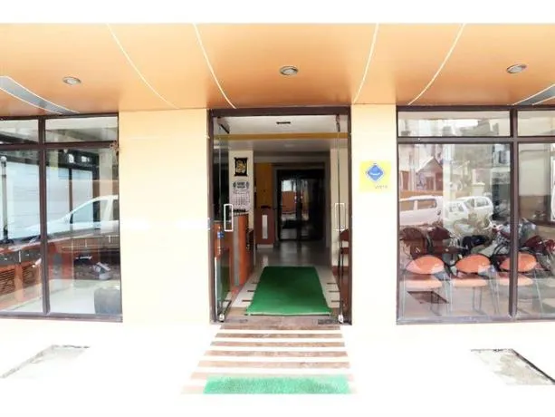 Vista Rooms at K Gole Colony - Image 1