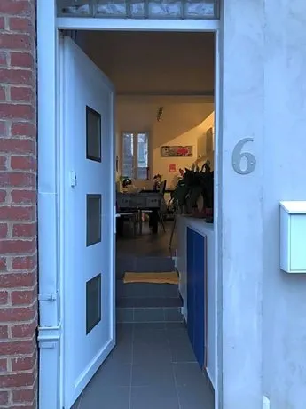 House - Image 1