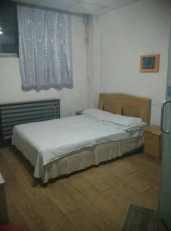 East Coach Terminal Hotel - Image 1
