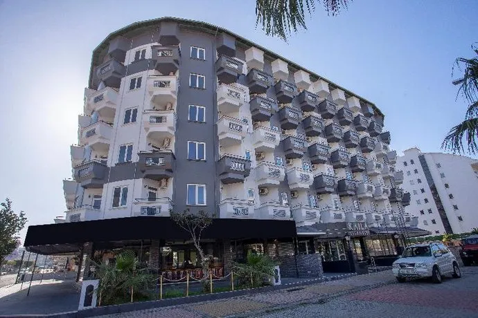 K HOUSE HOTEL - Image 1