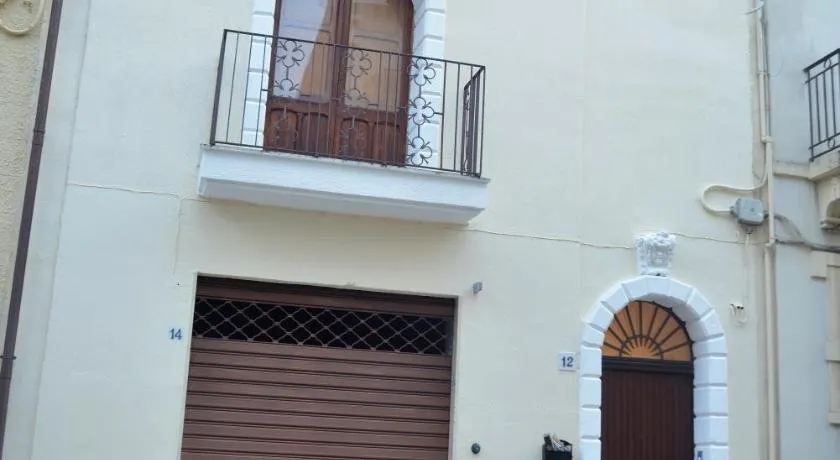 Appartamento Via Lata - Image 1
