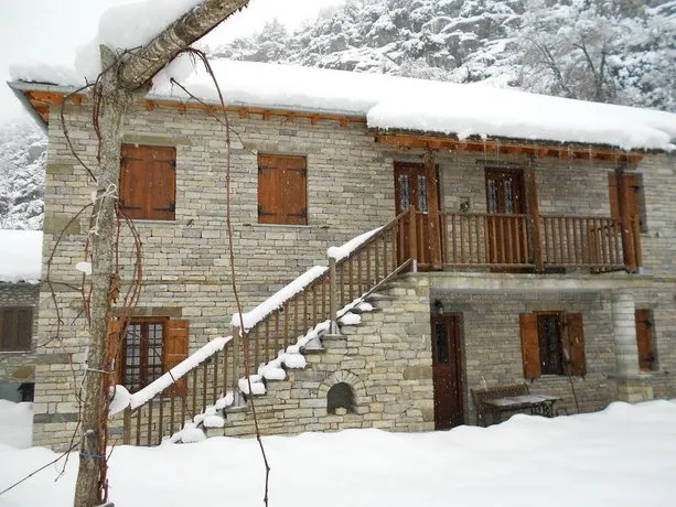 Terpsichori Guesthouse - Image 1