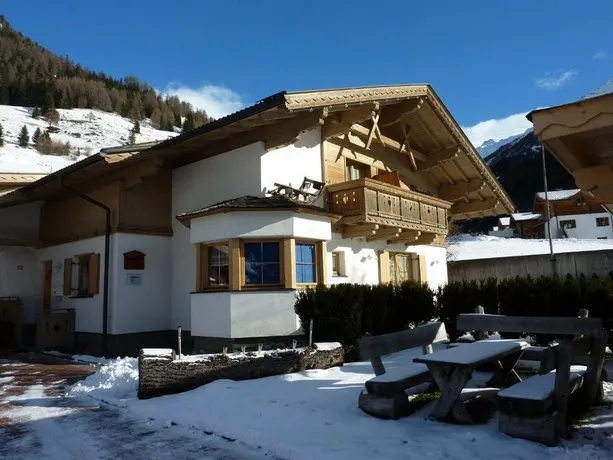 Apartments Haus Blauspitz - Image 1