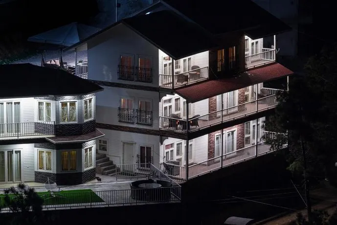 Nandana Estate - Image 1