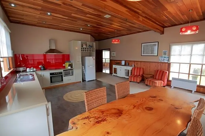 Cable Station Accommodation - Image 1