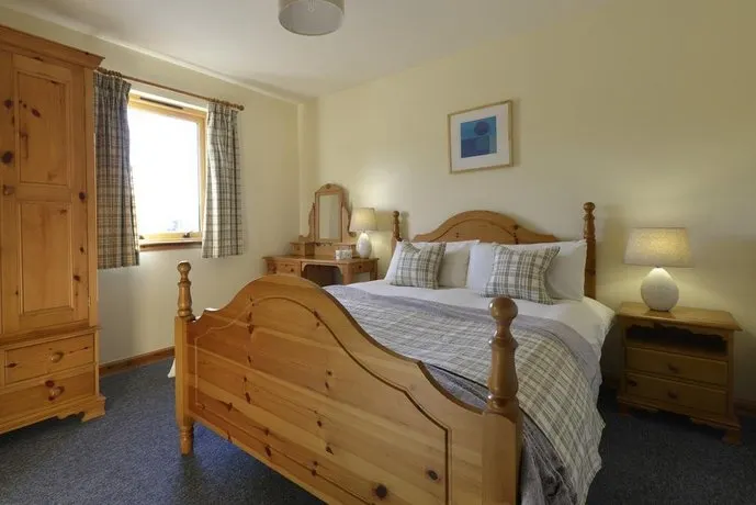 Drumcroy Lodges - Image 1