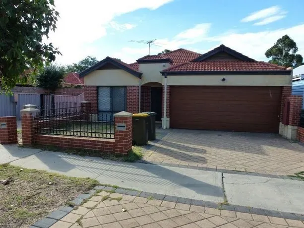 Holiday Accommodation - Image 1