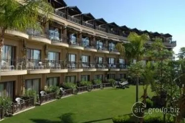 Barut Hotel Labada - Image 1
