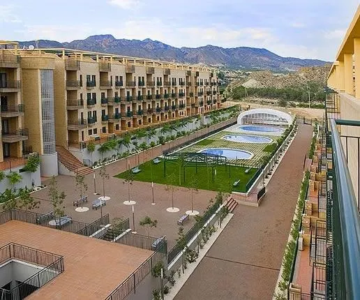 Oasis Lux Resort & Spa - Image 1