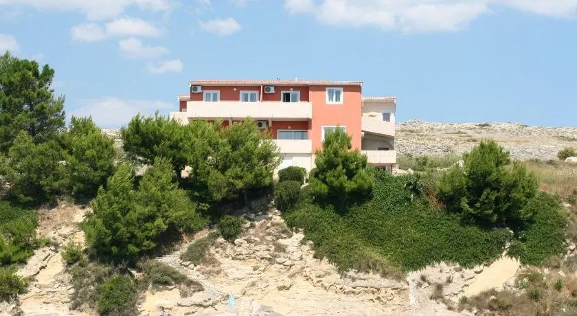 Apartments Sara - Image 1