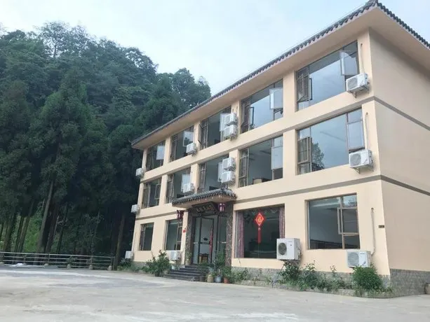 Mount Emei Feng Lin Yue Hotel - Image 1