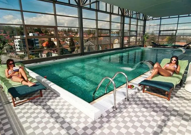 Ramada by Wyndham Cluj - Image 1
