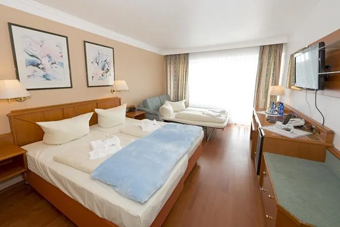 Hotel Atlantis - Image 1