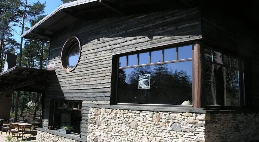 Samblamaa Guesthouse - Image 1