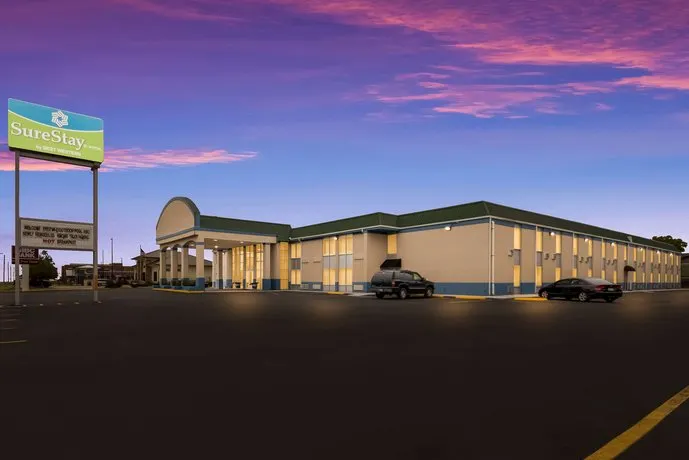 DAYS INN BY WYNDHAM DUNCAN - Image 1