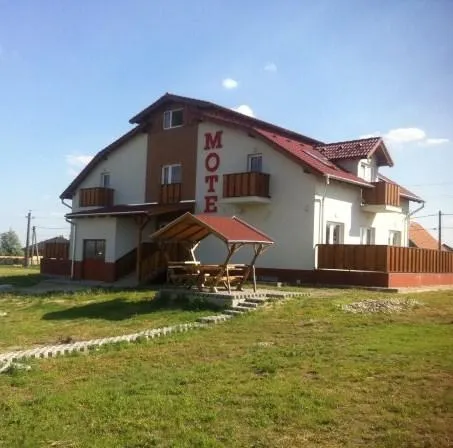 M0 Motel Taksony - Image 1