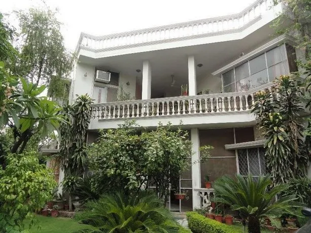 Suryoday Bed & Breakfast - Image 1