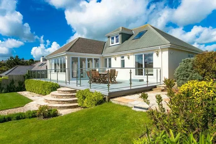 Pedn Lodge - Image 1