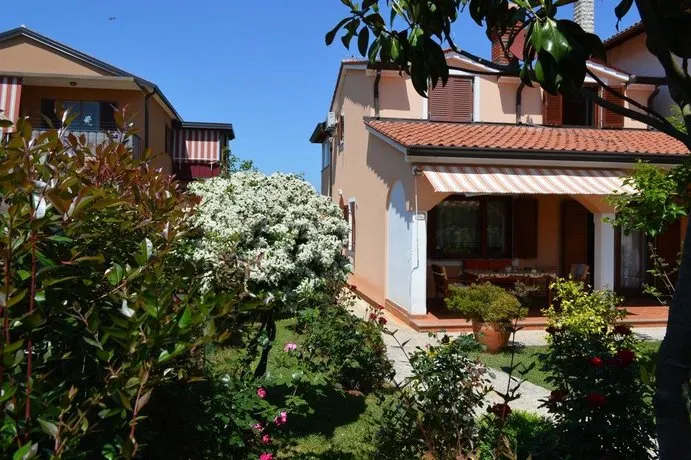 Apartment Mirna - Image 1