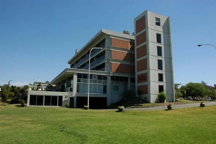 Hotel Dr. Cesar Carman - Image 1
