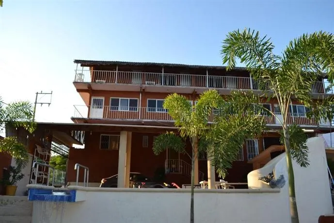 Hotel Casa Longinos - Image 1