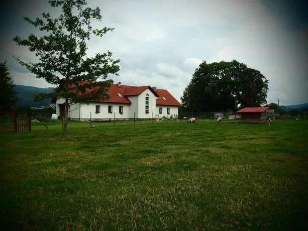 Rideczech Guesthouse - Image 1