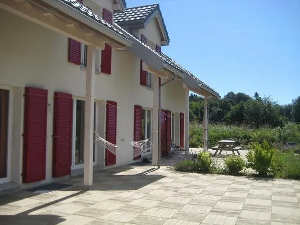 ViaYoga - Image 1