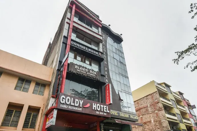 Hotel Golden Palace by OYO Rooms - Image 1